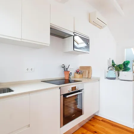 Апартаменты Bica Blue 1br Loft W Riverview N Ac By Lu Holidays Лиссабон