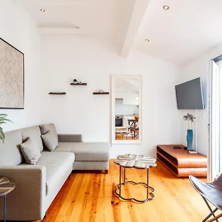 Apartamento Bica Blue 1br Loft W Riverview N Ac By Lu Holidays *