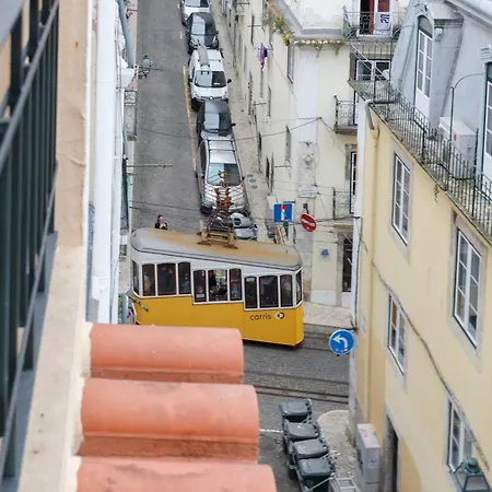 Apartamento Bica Blue 1br Loft W Riverview N Ac By Lu Holidays