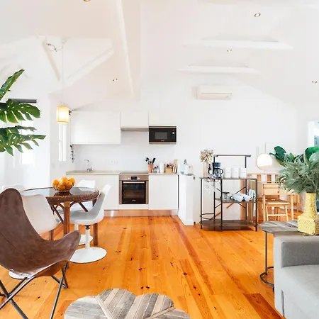 Bica Blue 1br Loft W Riverview N Ac By Lu Holidays